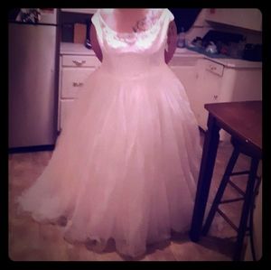 Oleg cassini wedding dress size 22